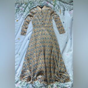 KAIMILAN Long Sleeve Patterned Dress in beige and Blue